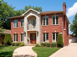 5842 Main St, Morton Grove, IL 60053