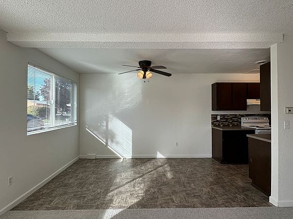3rd image of 1000 Catskill St #1000CA-03
