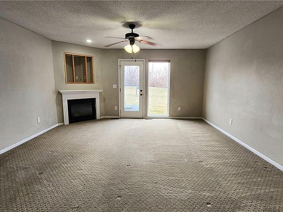 3rd image of 12277 Fox Creek Dr