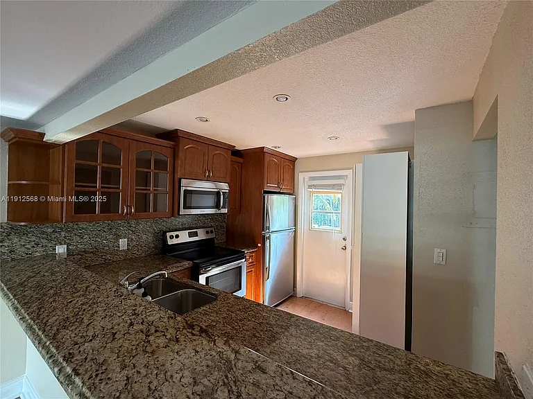 3745 NE 171st St #40 — Photo 3