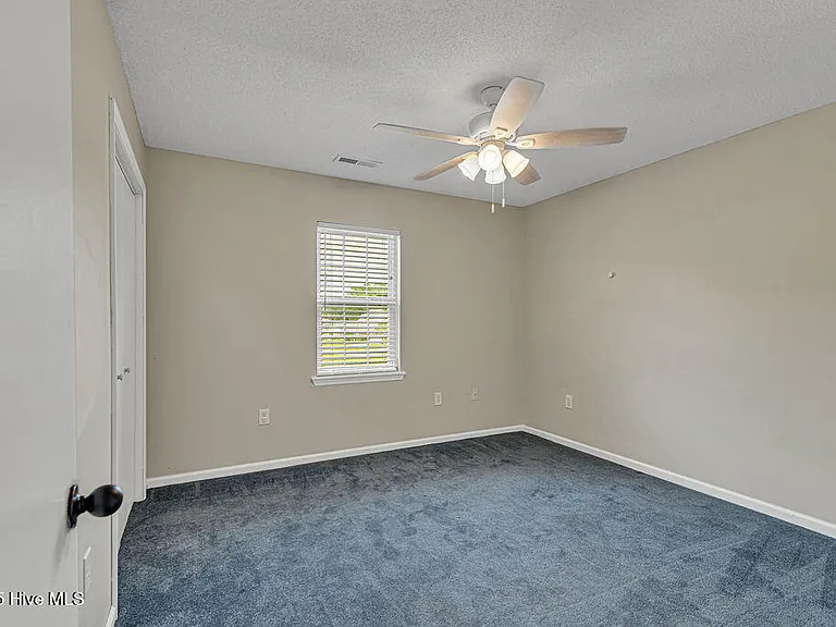 201 Ross Ct — Photo 25