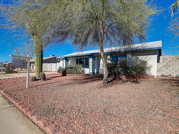 3rd image of 2310 W Michelle Dr