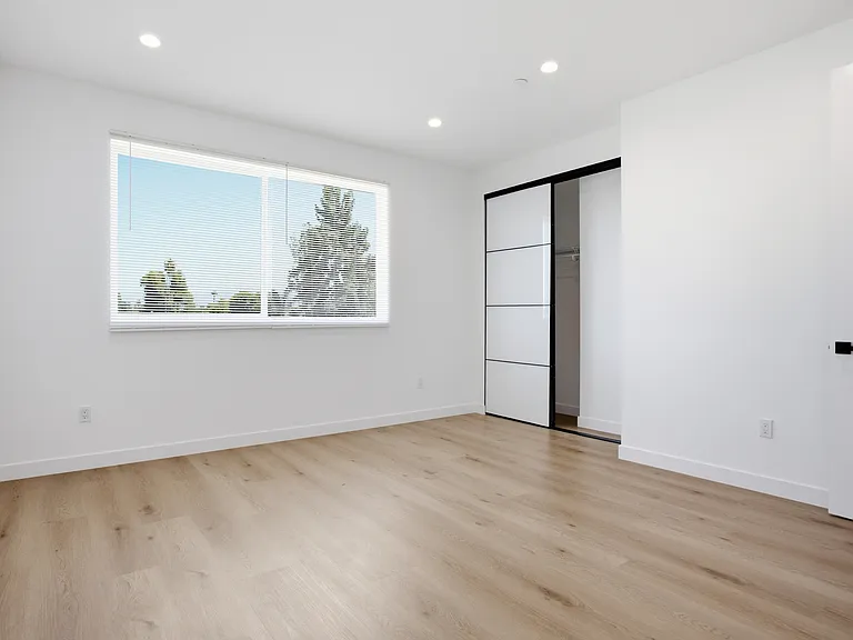 16108 Leadwell St — Photo 12