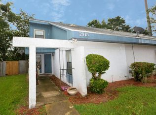 2915 Bayshore Dr E, Jacksonville, FL 32233
