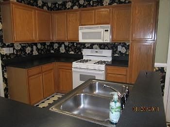 2nd image of 35 Etowah Ln