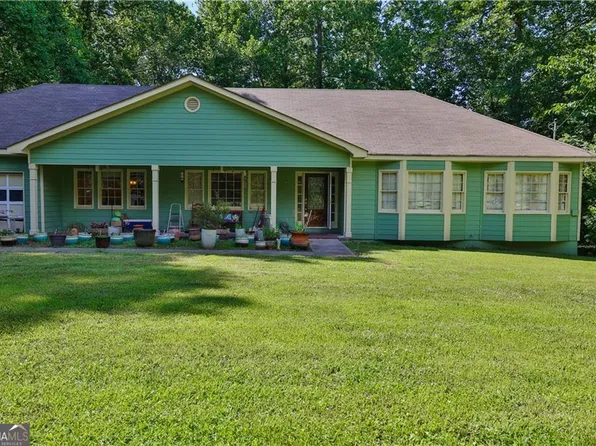 5118 Price Dr, Suwanee, GA 30024