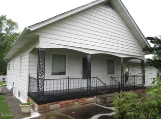 1203 S 13th St, Herrin, IL 62948