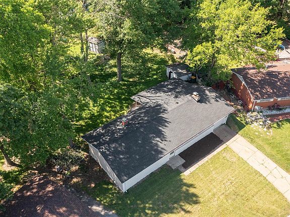 2nd image of 11579 Joslyn Ct