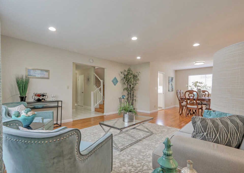 1st image of 87 Park Oxford Pl