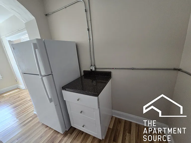 1333 W Birchwood Ave #303 — Photo 5
