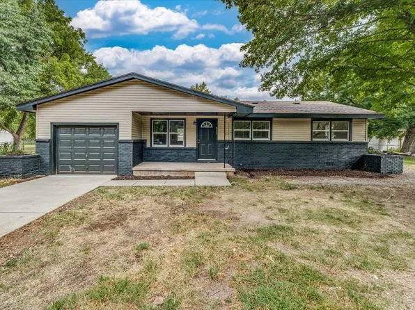 822 W 54th St N, Wichita, KS 67204