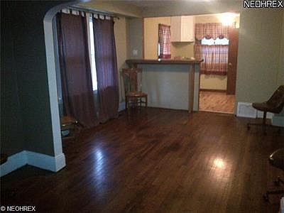 4th image of 838 Bertha Ave