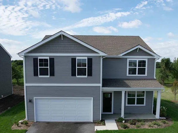 2271 Cobble Springs Dr, Wonder Lake, IL 60097