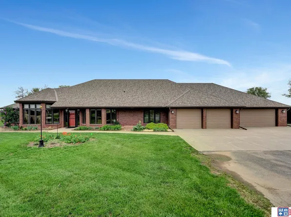 6200 Stable Ln, Lincoln, NE 68523