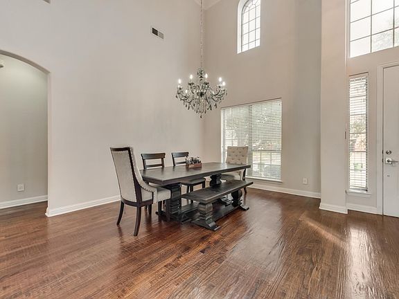 5th image of 3409 Bear Creek Dr