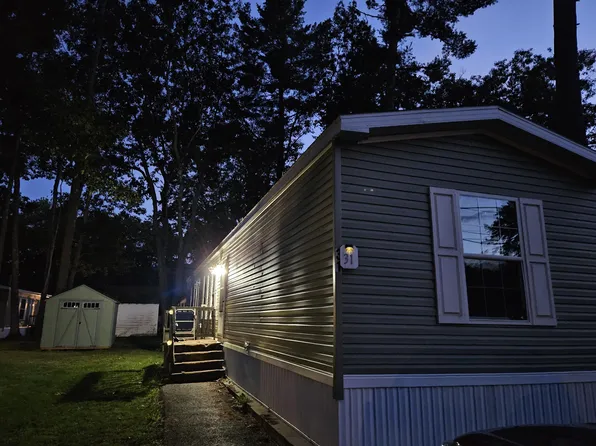 31 Candy Lane, Brunswick, ME 04011