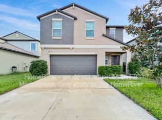 416 Royal Empress Dr, Ruskin, FL 33570