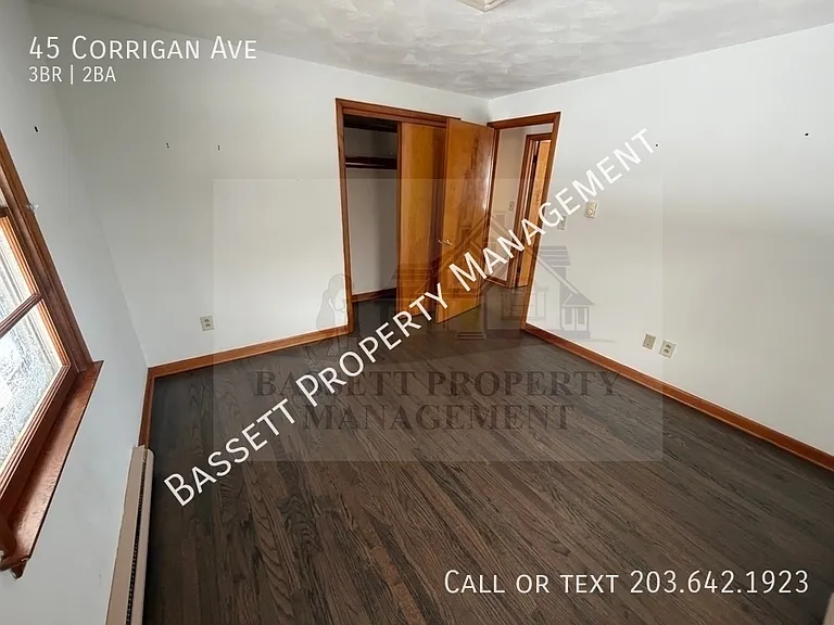 45 Corrigan Ave — Photo 20