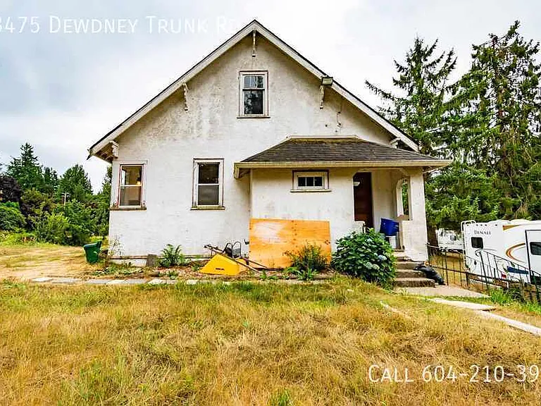 33475 Dewdney Trunk Rd — Photo 2