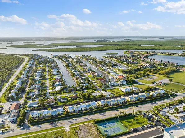 2707 N Highway A1a #G, Fort Pierce, FL 34949