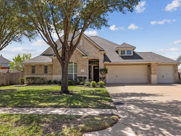 11019 Hilltop Park Ln, Cypress, TX 77433