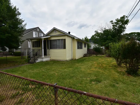 2101 N 2nd St, Ironton, OH 45638