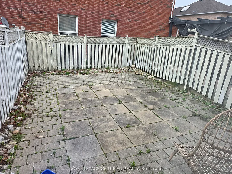 134 Kayla Cres — Photo 21