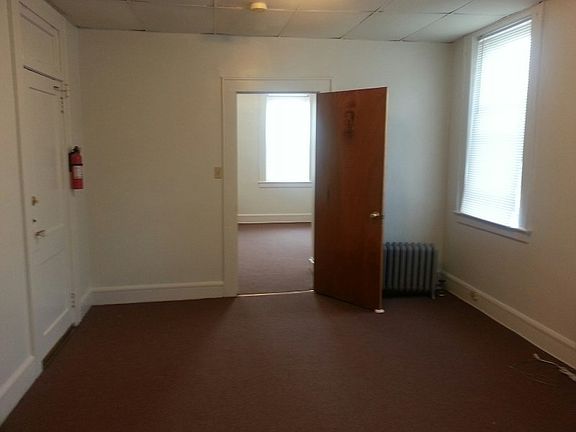 3rd image of 81 Glenridge Ave