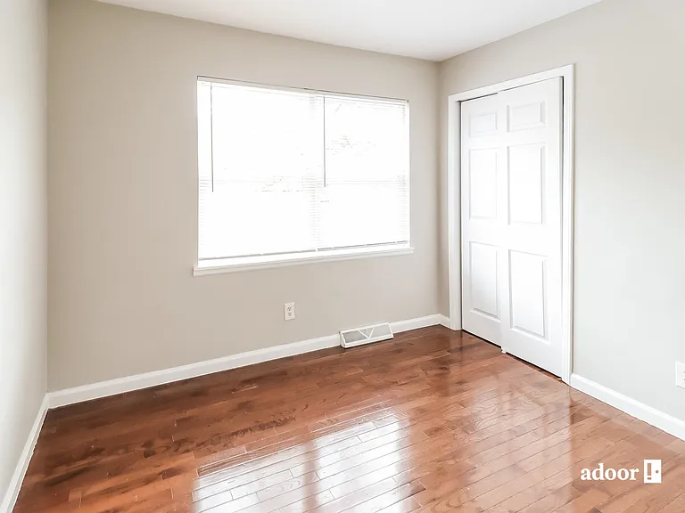 5310 Baggett Dr — Photo 12