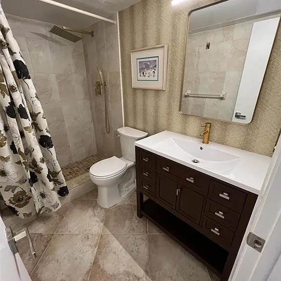 351 NE 19th Pl #206K — Photo 19