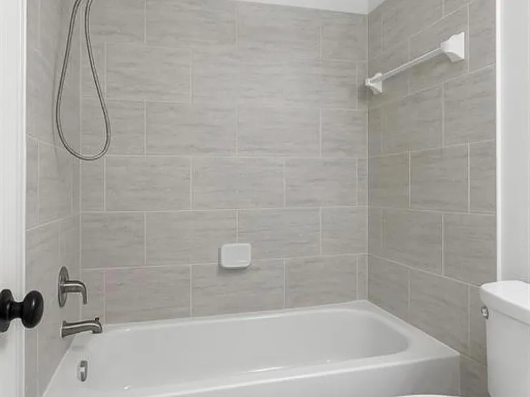 14401 Misty Meadow Ln — Photo 17
