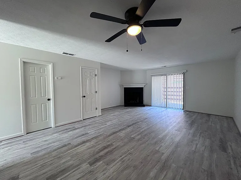 2862 Webb Bridge Rd #MAIN — Photo 2
