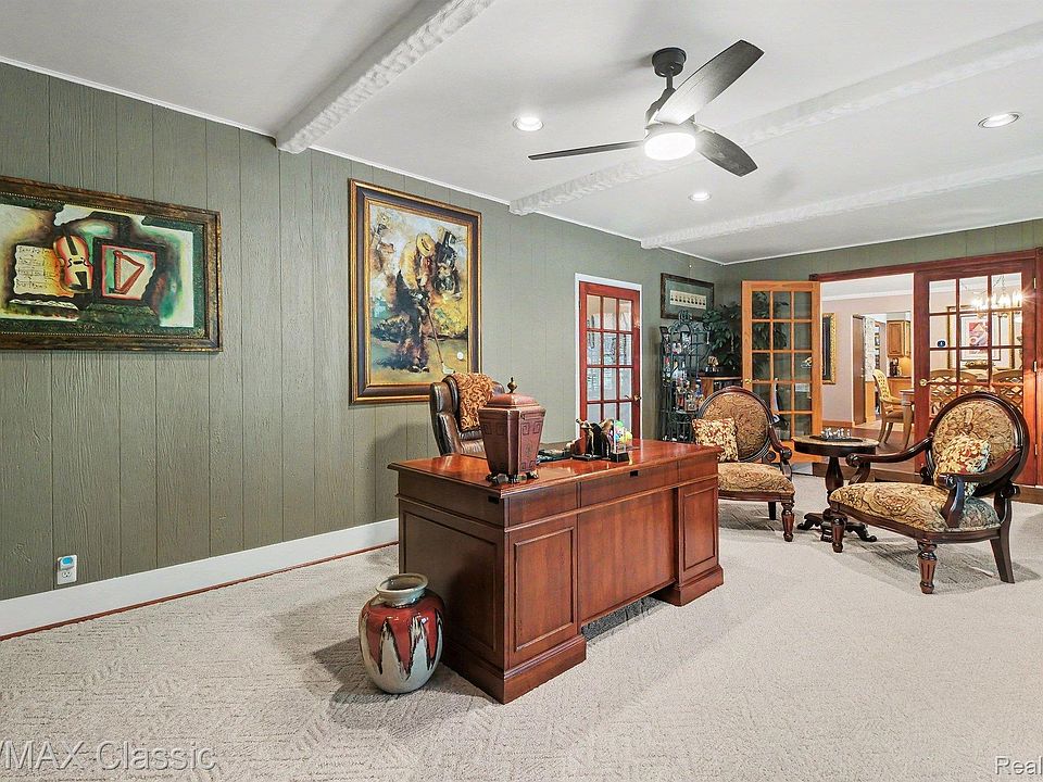 4590 Pine Village Dr, photo 16