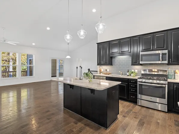 6195 Saunders Way, Westerville, OH 43081