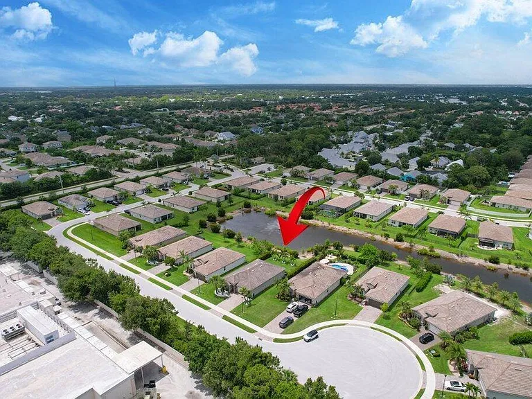 3521 SW Blackberry Ln — Photo 9