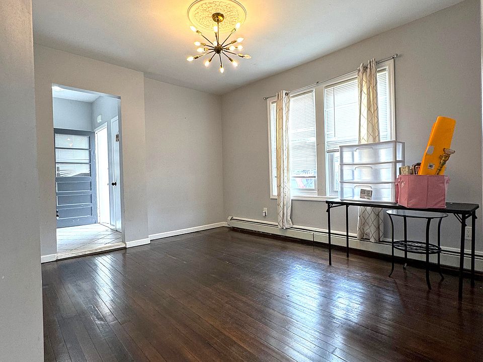 1st image of 120 Lincoln Ave Floor 1