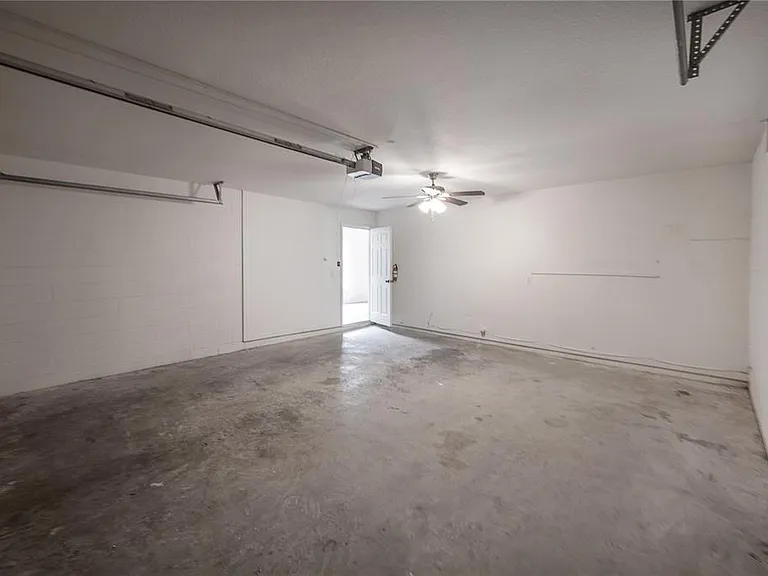 1508 E Jean St — Photo 43