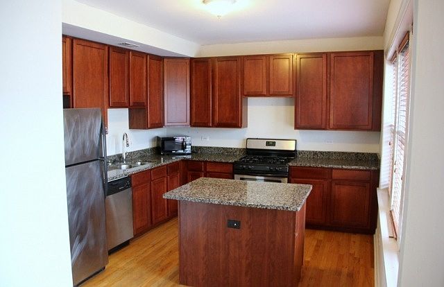 1st image of 3040 W Diversey Ave APT 1S