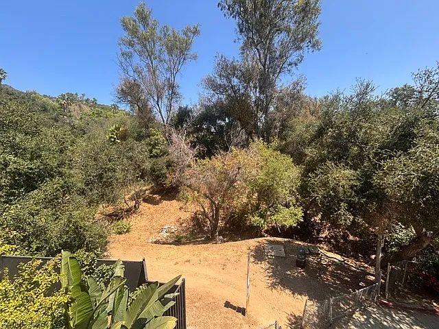 3662 Cadman Dr — Photo 26
