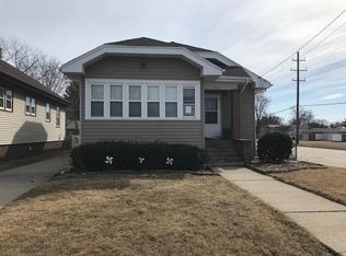 3035 Gilson St, Racine, WI 53403