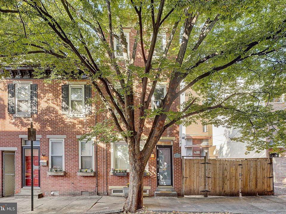 1st image of 956 N Lawrence St #A