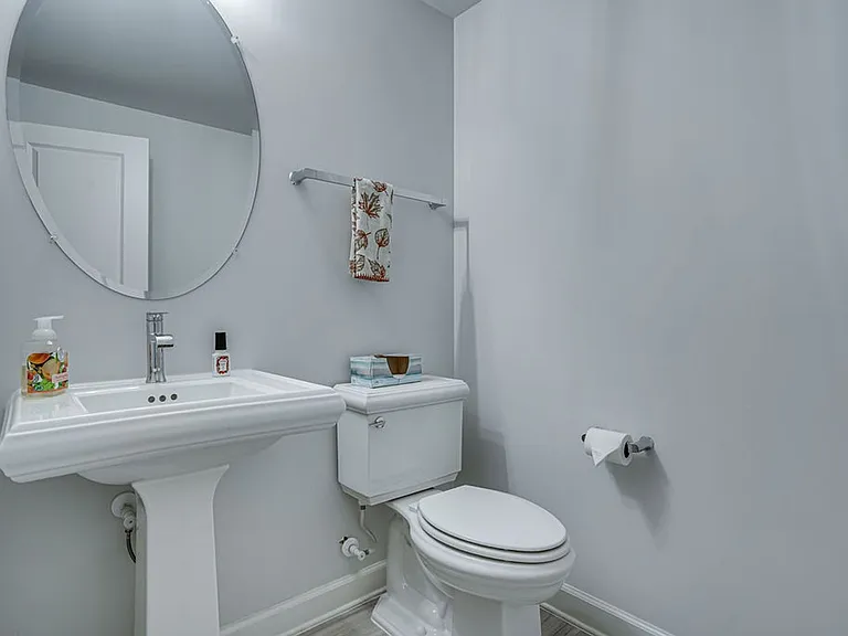 518 Triggerfish Dr — Photo 17