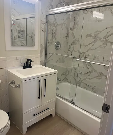 Orchard Glen Apartments — Photo 7