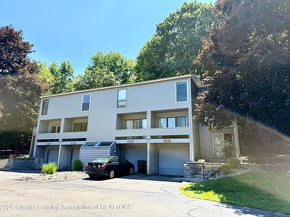 2nd image of 3661 E Meadows Ct