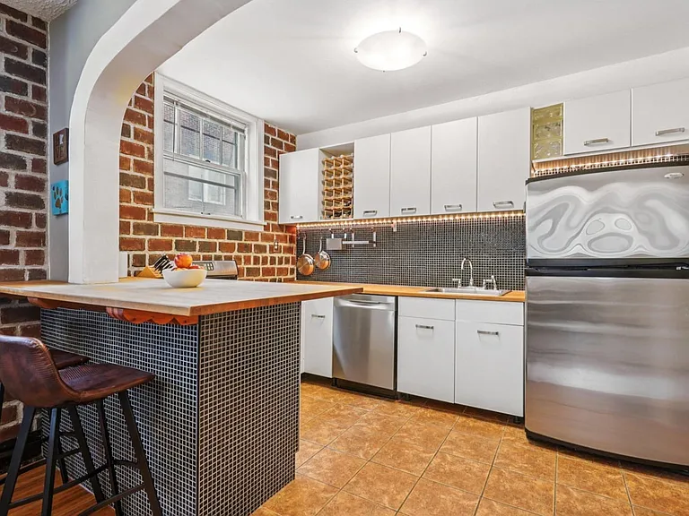 4144 Bryant Ave S #5 — Photo 8