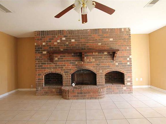 3rd image of 9835 E Rockton Cir