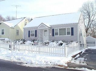 119 Fairview Ave, Bridgeport, CT 06606