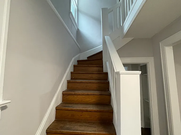 119 Hardesty Ave — Photo 9