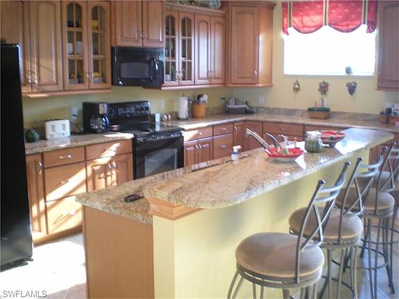 3rd image of 3407 SW 15th Pl