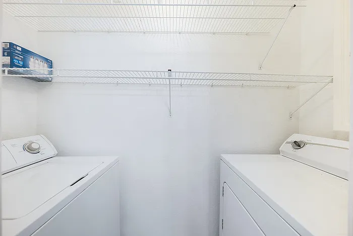 1015 E Yager Ln #41 — Photo 9